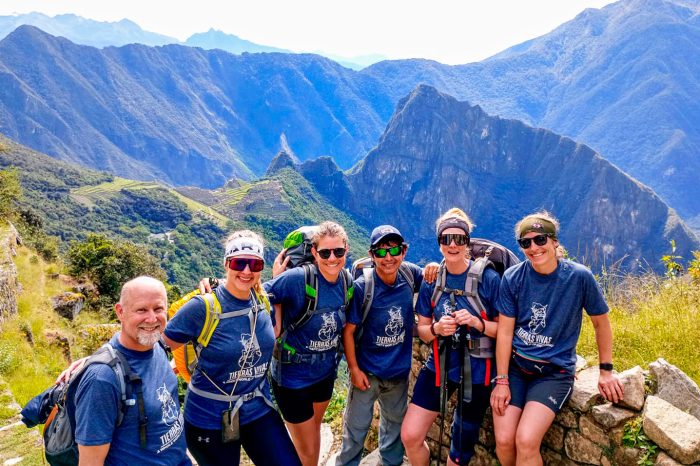 Short Inca Trail to Machu Picchu 2025
