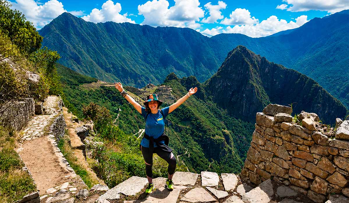 Peru ancient ruins hiking